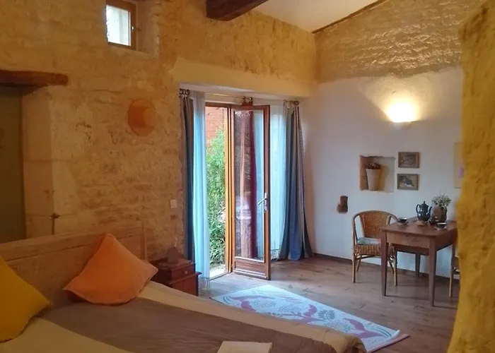 Bastida De Beata Noailles