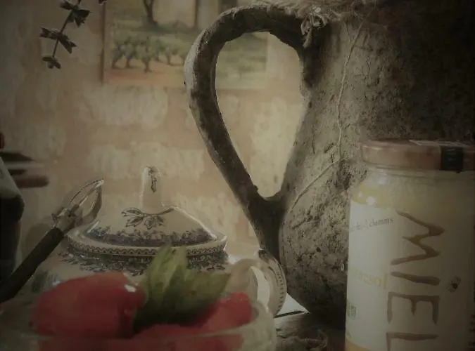 Bastida De Beata 3* Noailles