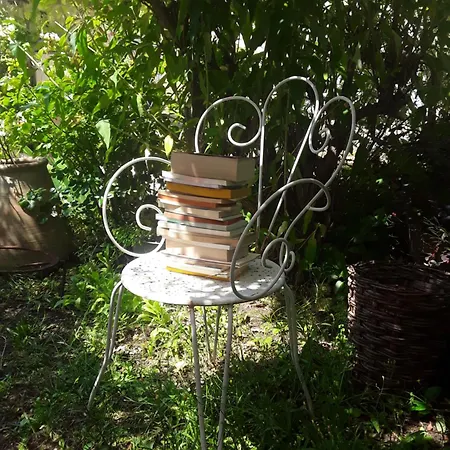 Bed & Breakfast Bastida De Beata 3*