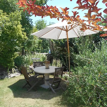 Bed & Breakfast Bastida De Beata 3*